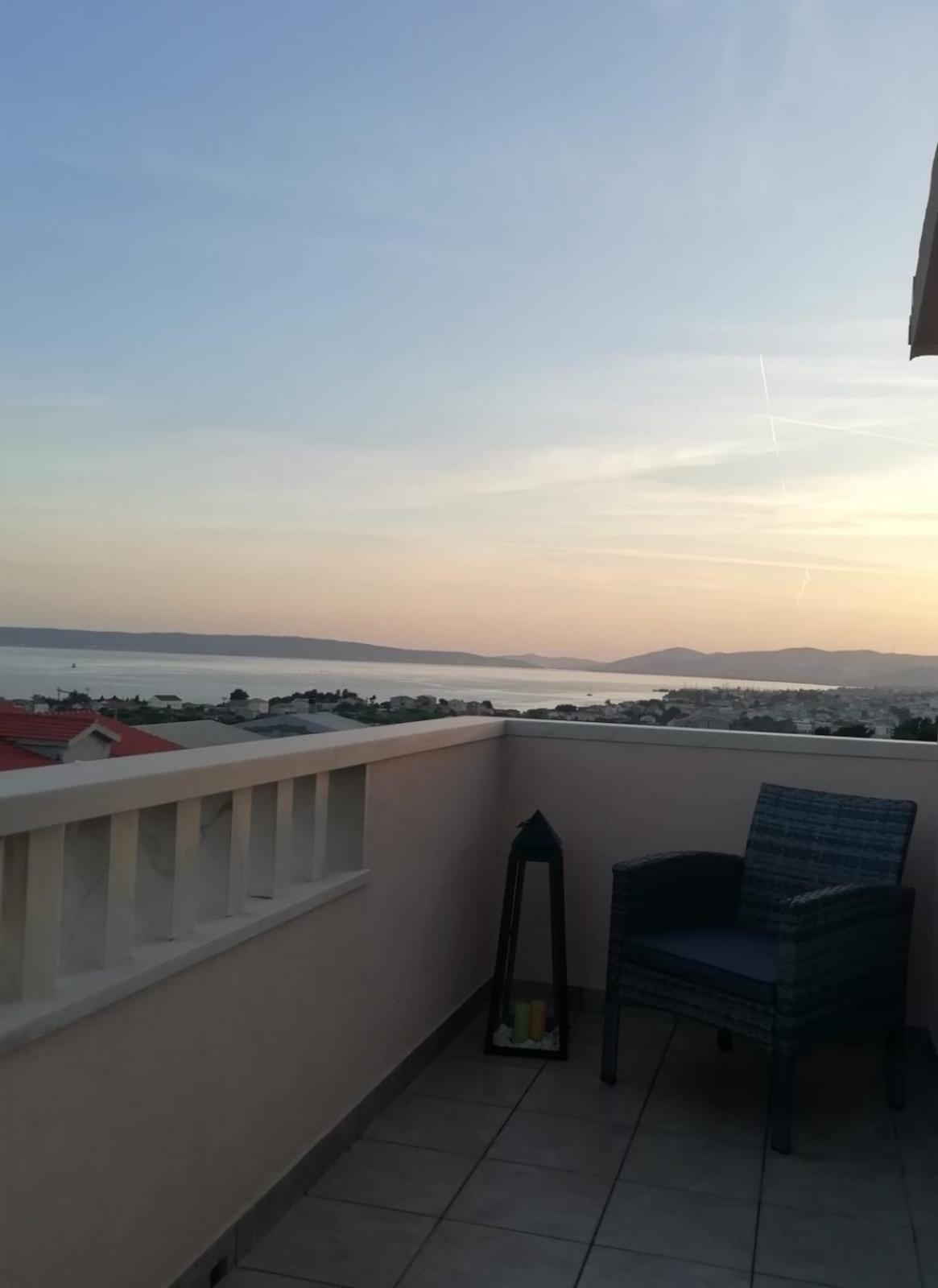 Albatros Apartamento Kaštel Sućurac Exterior foto
